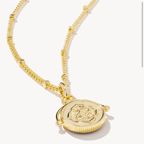 Sparkle!  Kendra Scott Iridescent Orchid Illusion Necklace - EUC - Picture 3 of 4